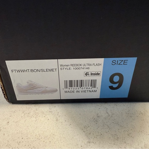 NWT- Women’s Reebok Ultra Flash White and Cream Sneakers Size 9 - Picture 7 of 7